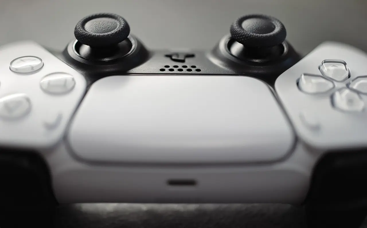PS5 eller Xbox i 2026: Hvad får du mest værdi for?